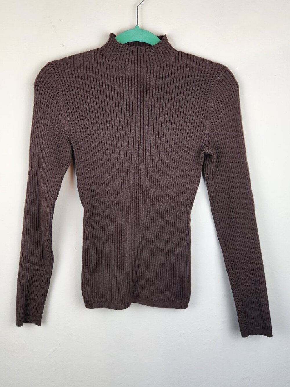 Aritzia Babaton Ribbed Sculpt Knit Tie-Back Longsleeve Mockneck Top Brown sz S
